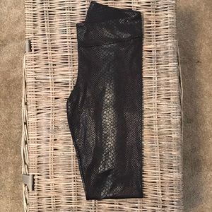 Leather leggings (snake skin)